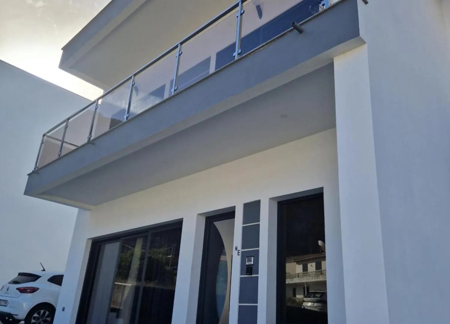B - Elegent 2 Bedroom Modern Townhouse Machico