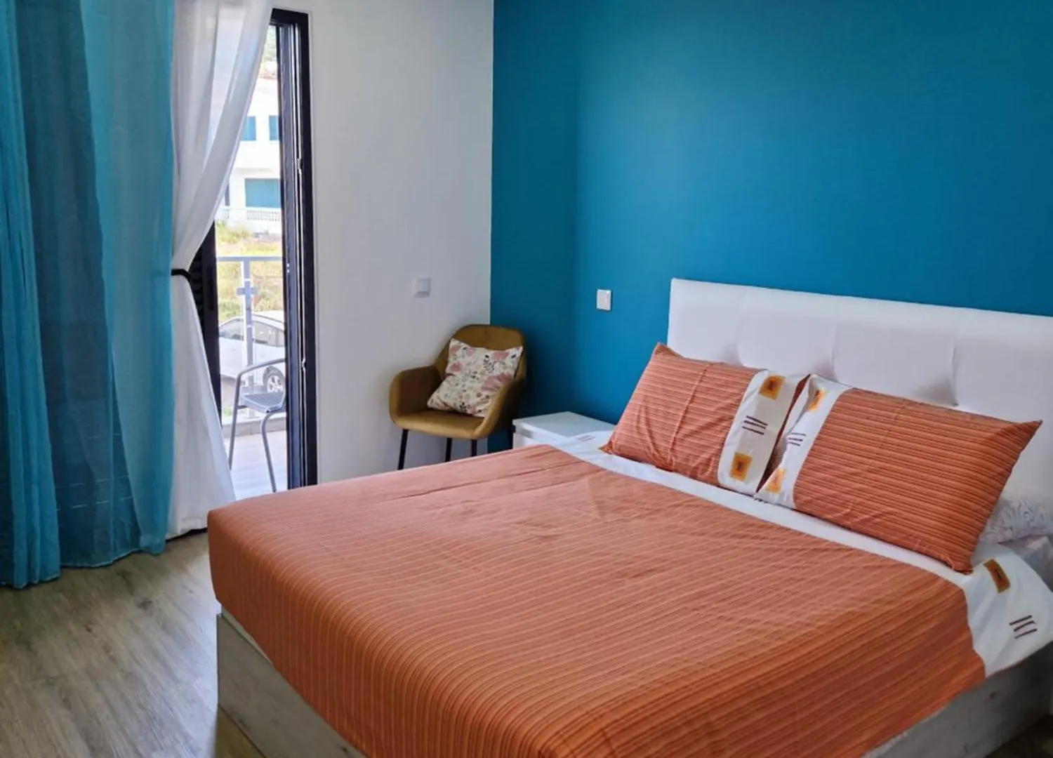 B - Elegent 2 Bedroom Modern Townhouse Machico  Machico (Madeira)